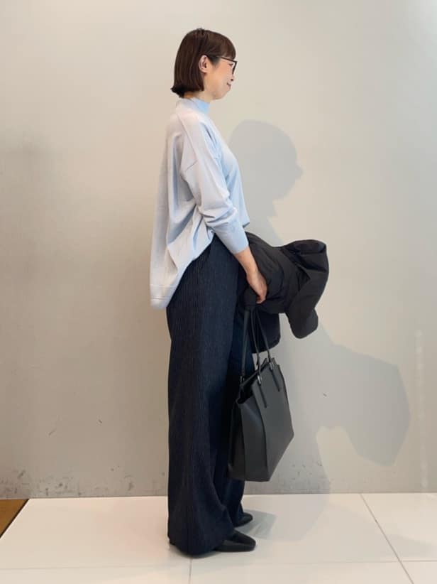 murayamaさんの「INDIVI｜【褒められパンツ／ウール混】ウォームウール ワイドパンツ」を使ったコーディネート