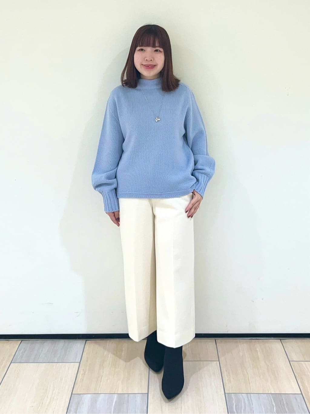 Mitsukiさんの「UNTITLED｜【洗える】スポンディッシュ ボトルネックニット」を使ったコーディネート
