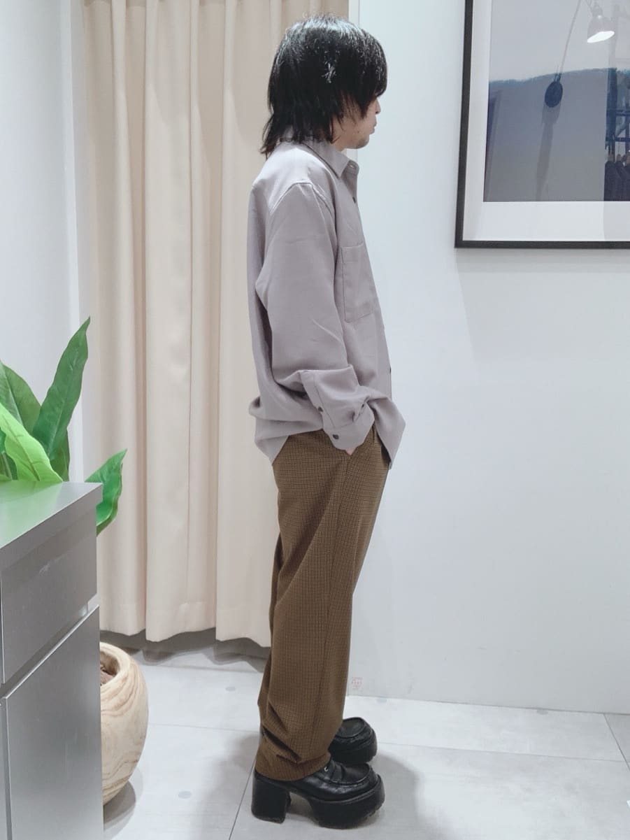 坂。さんの「THE SHOP TK｜セミワイドイージーパンツWARM 洗濯機OK／裏起毛／ストレッチ」を使ったコーディネート
