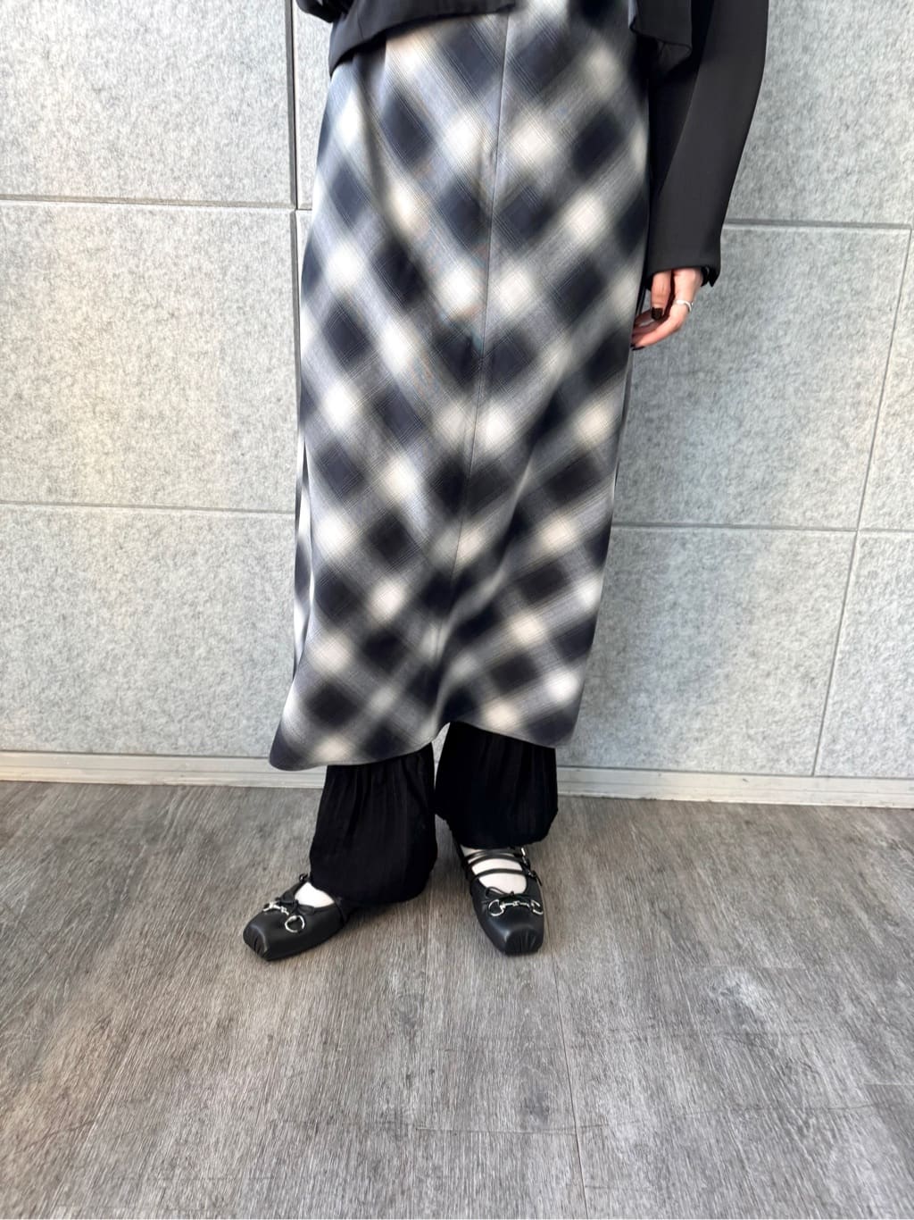 uchi__yamaさんの「CODE A｜shadow check femi dress」を使ったコーディネート