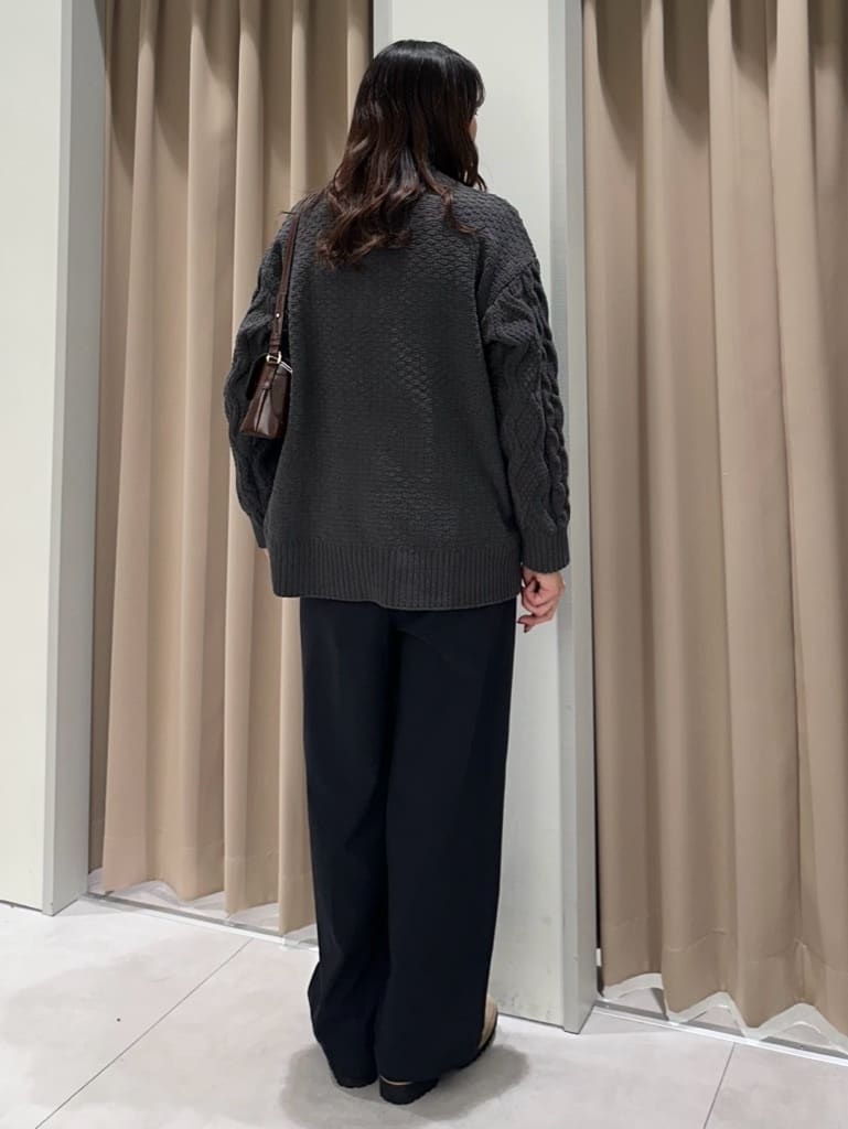 cottonさんの「THE SHOP TK｜【洗える】冬のコーデを盛り上げる マットモール ケーブルニット」を使ったコーディネート