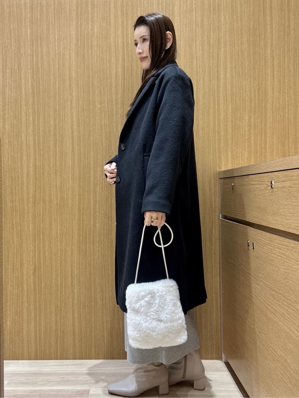 maiさんの「OPAQUE.CLIP｜カシミヤブレンドウールチェスターコート」を使ったコーディネート