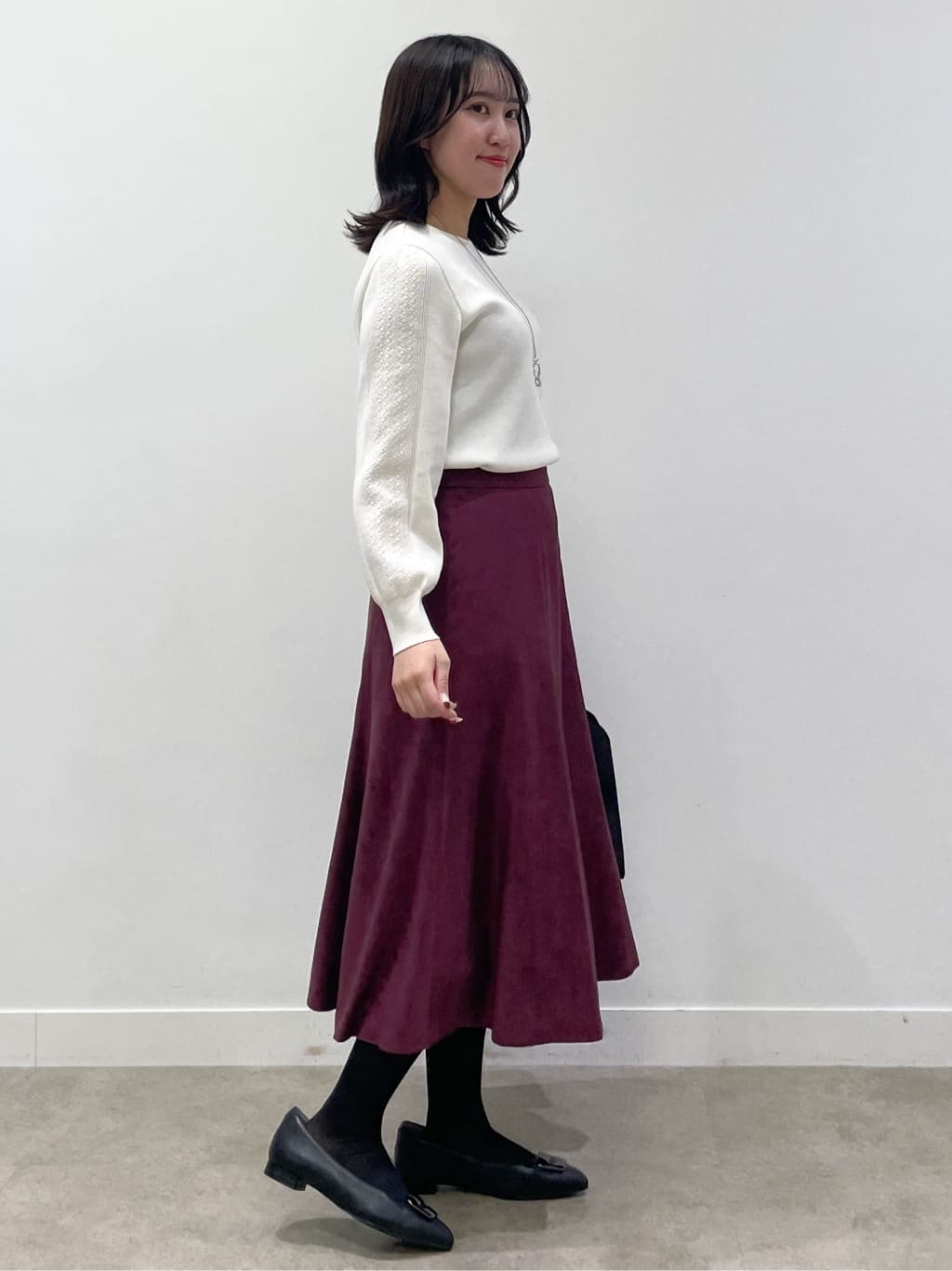 yukariさんの「Reflect｜【選べる8色／スカートにもパンツにも◎】ウール混ボートネックニット」を使ったコーディネート