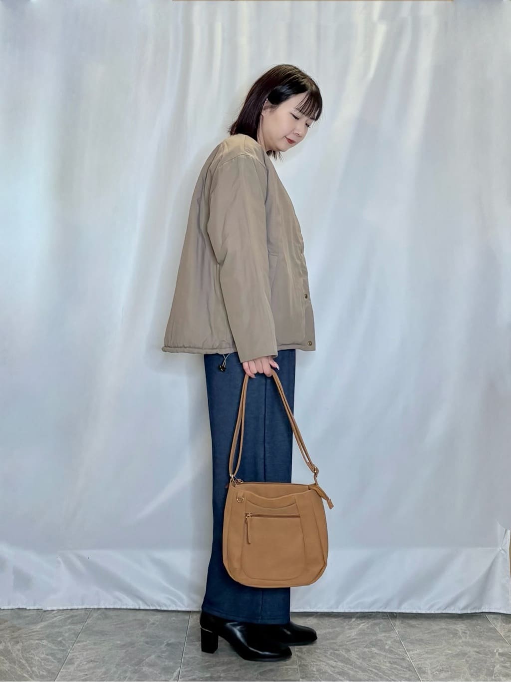 ネリさんの「SHOO･LA･RUE｜【高レビュー】デニム見え 裏起毛ワイドパンツ」を使ったコーディネート