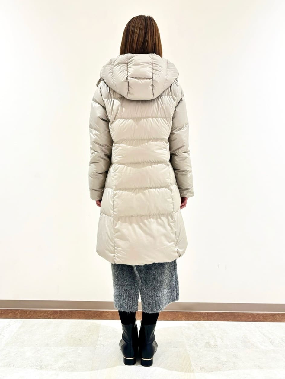 miさんの「grove｜【名品アウター/800FP・多機能】つつまれダウンロング」を使ったコーディネート