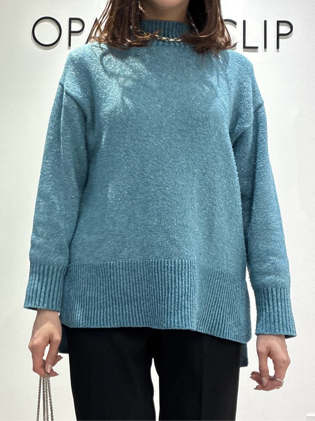 もんちゃんさんの「OPAQUE.CLIP｜ウォームタッチ テーパードパンツ【洗濯機洗OK／ストレッチ】」を使ったコーディネート