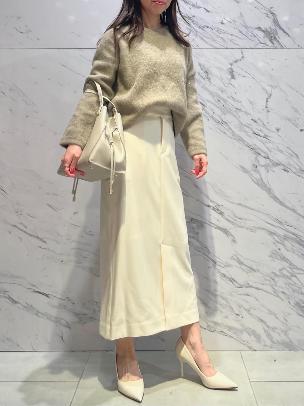 saitouさんの「COUP DE CHANCE｜【フォックス混】ショート丈ニットトップス」を使ったコーディネート