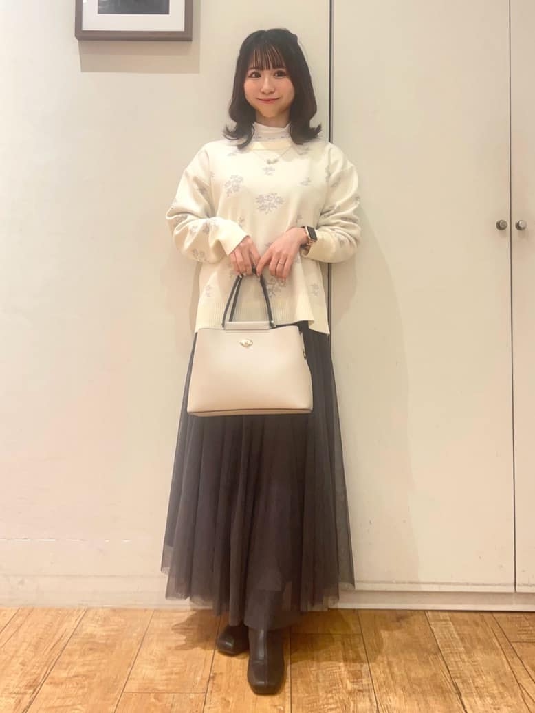 AIRIさんの「SHOO･LA･RUE｜【S-LL】大人上品な レトロフラワーニット」を使ったコーディネート