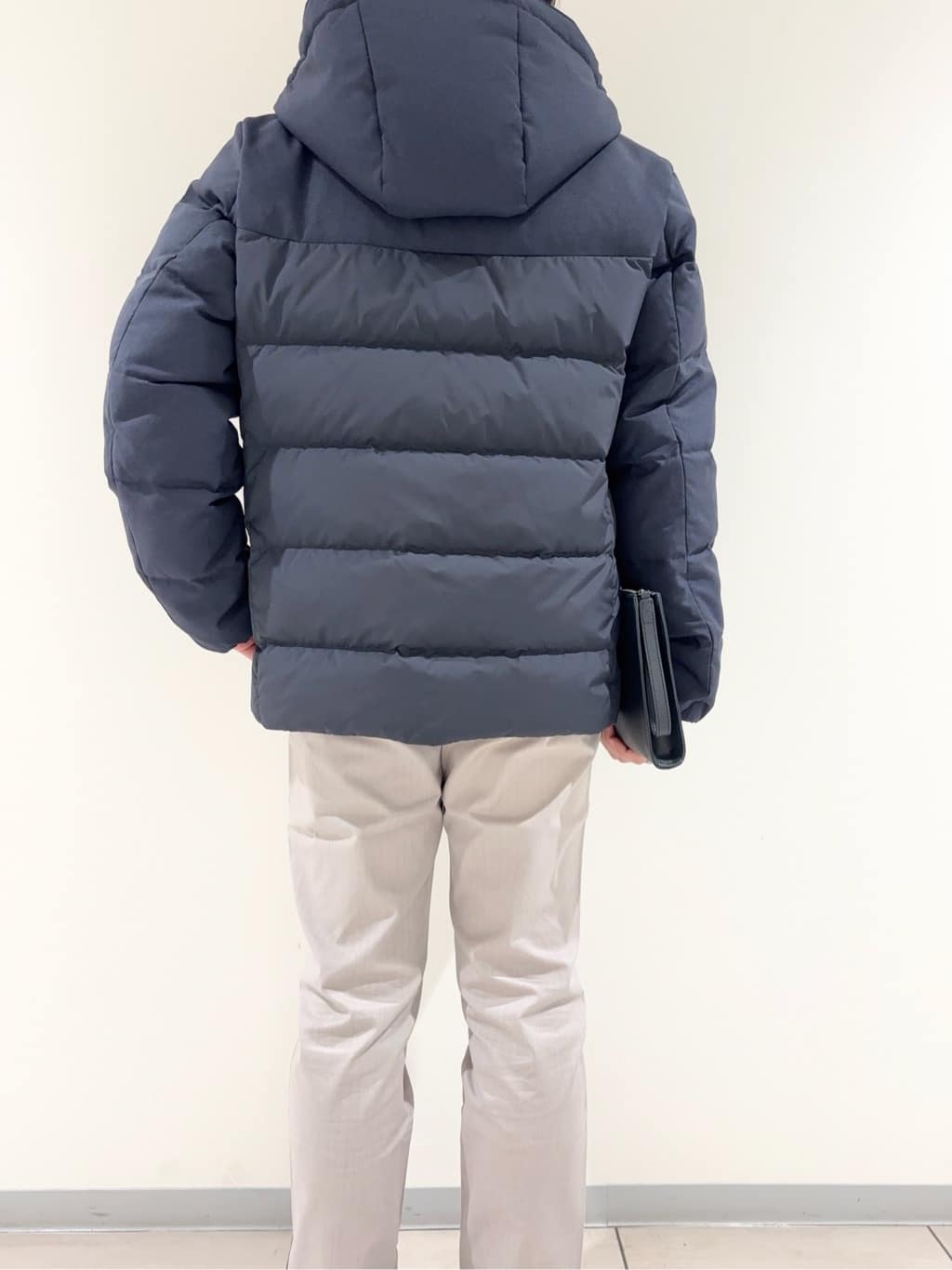 及川さんの「TAKEO KIKUCHI｜カラーコンビ ダウンブルゾン」を使ったコーディネート