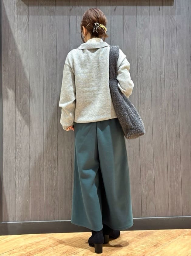 meiさんの「SHOO･LA･RUE｜【洗濯機可】美脚見え あったか圧縮ニット ガウチョパンツ」を使ったコーディネート