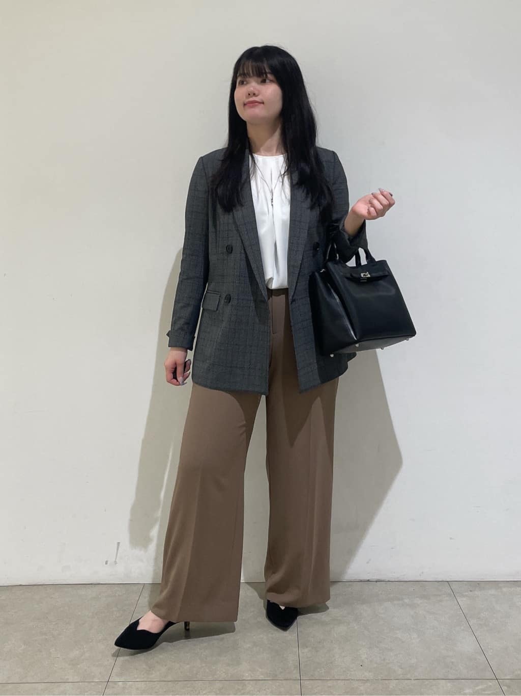 emikaさんの「INDIVI｜【洗える／オンオフ】チェック柄ダブルジャケット」を使ったコーディネート