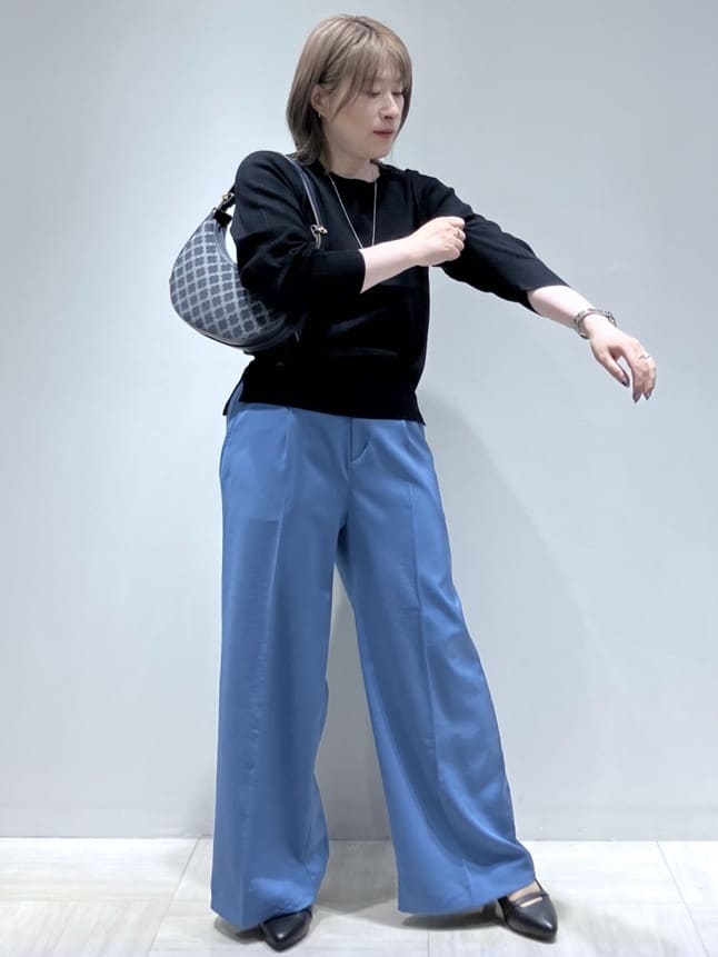 関根さんの「Reflect｜【選べる6色／長く着られる◎】ボートネックニット」を使ったコーディネート