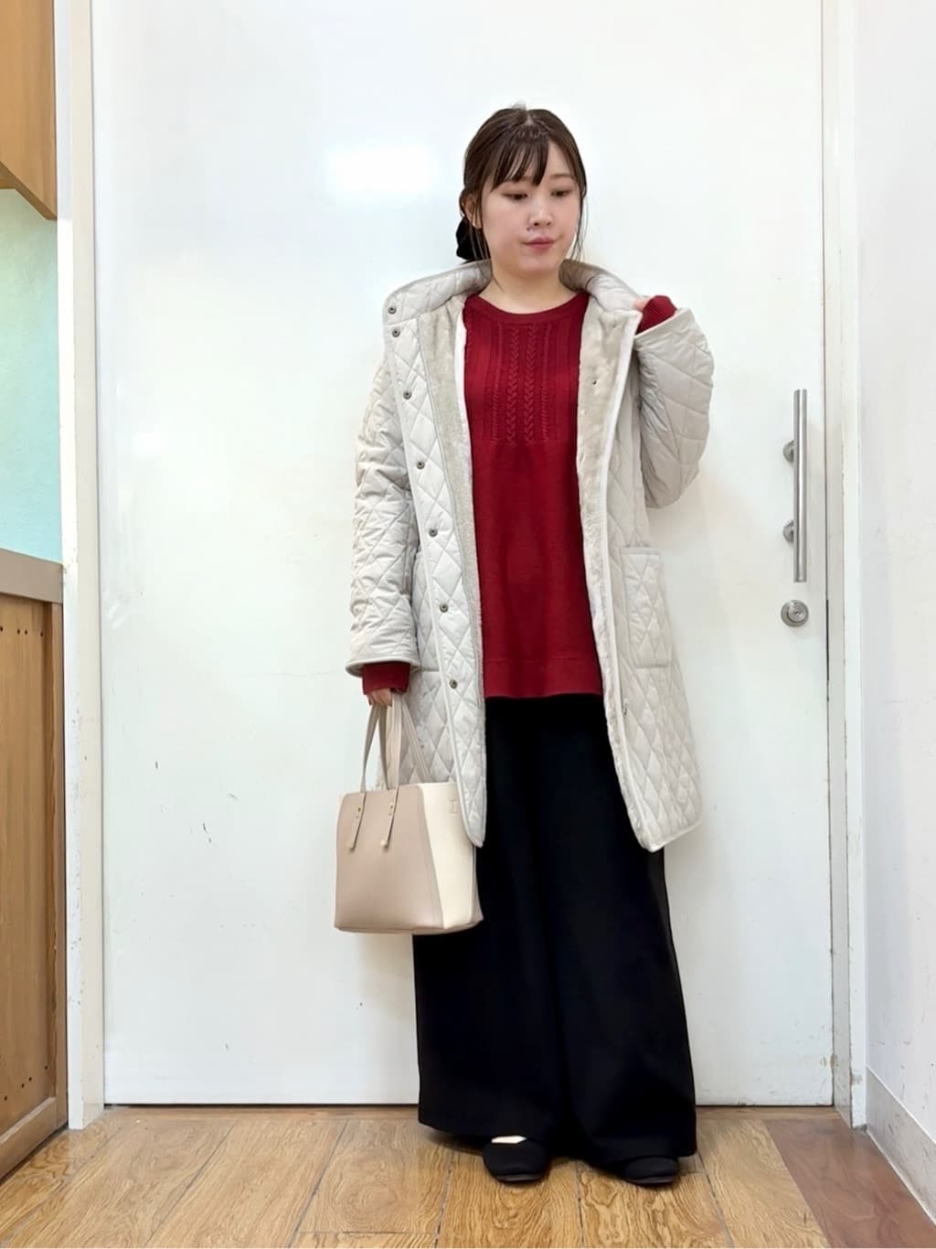 だいわさんの「SHOO･LA･RUE｜【撥水/フード取り外し可】自然にくびれる あったかダイヤ柄キルトコート【CIRCRIC】」を使ったコーディネート
