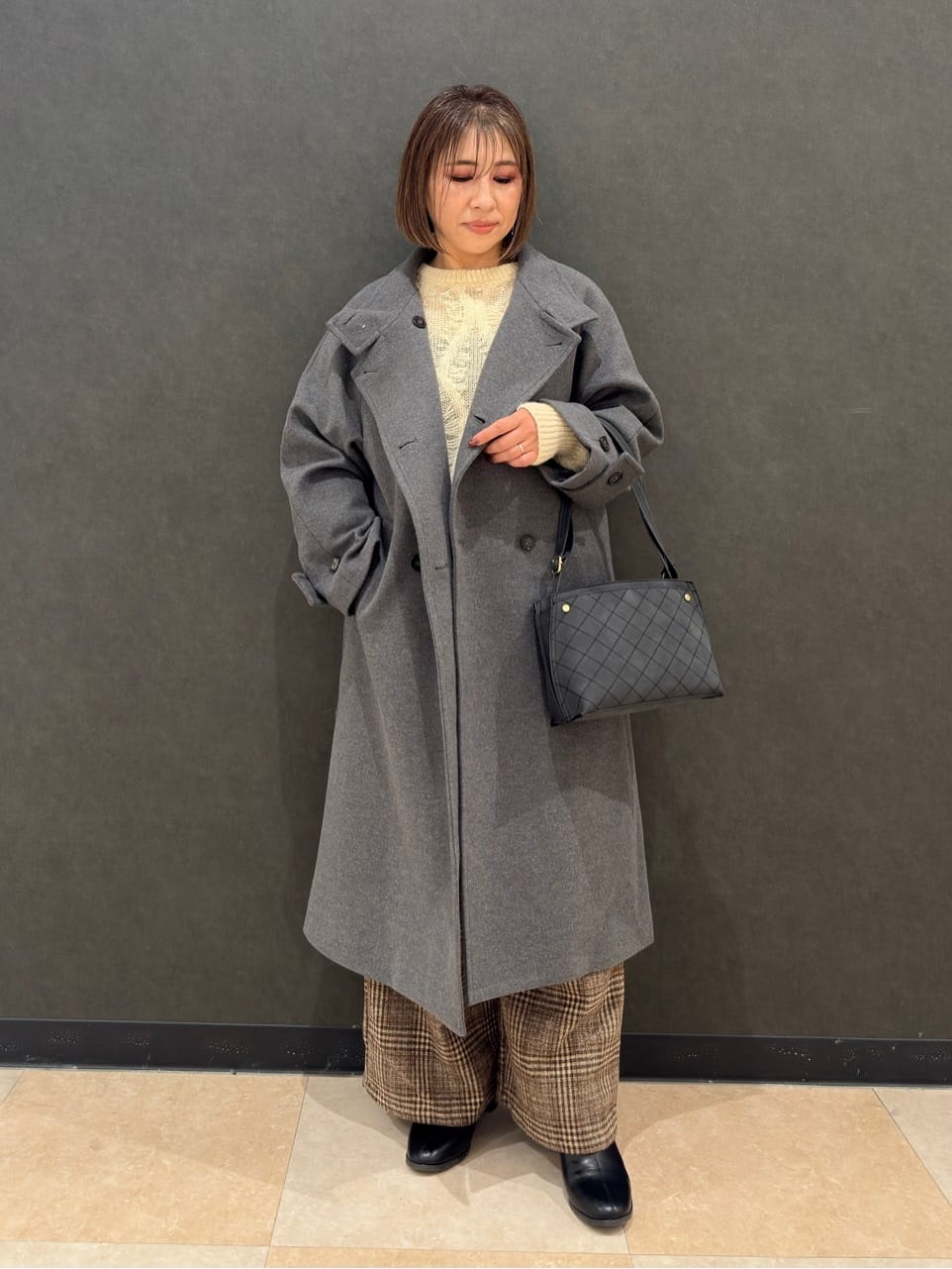 Megさんの「SHOO･LA･RUE｜【S-LL】大人も着やすいシックなカラー 主役級フリンジニット」を使ったコーディネート