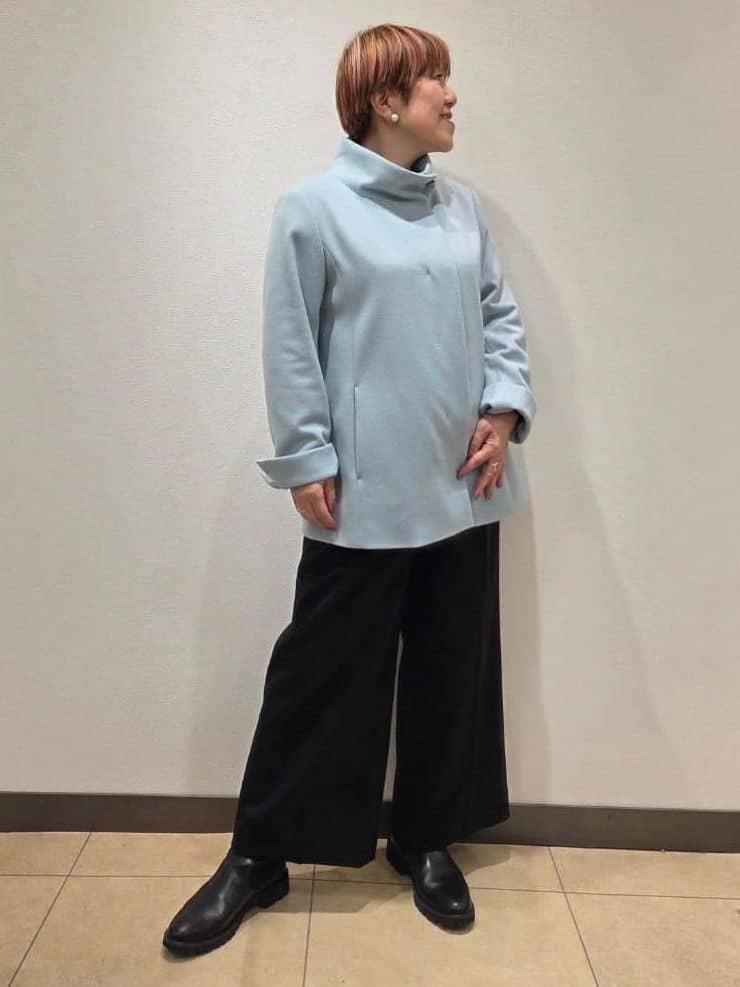 yoshiさんの「Reflect｜【SS-4Lサイズ／衿が顔に当たらない◎】スタンドネックミドルコート」を使ったコーディネート
