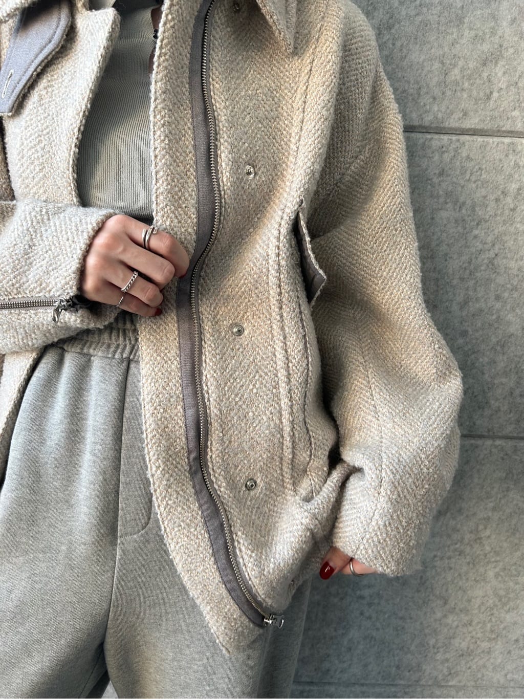 honoka Aさんの「CODE A｜oversized tweed blouson」を使ったコーディネート