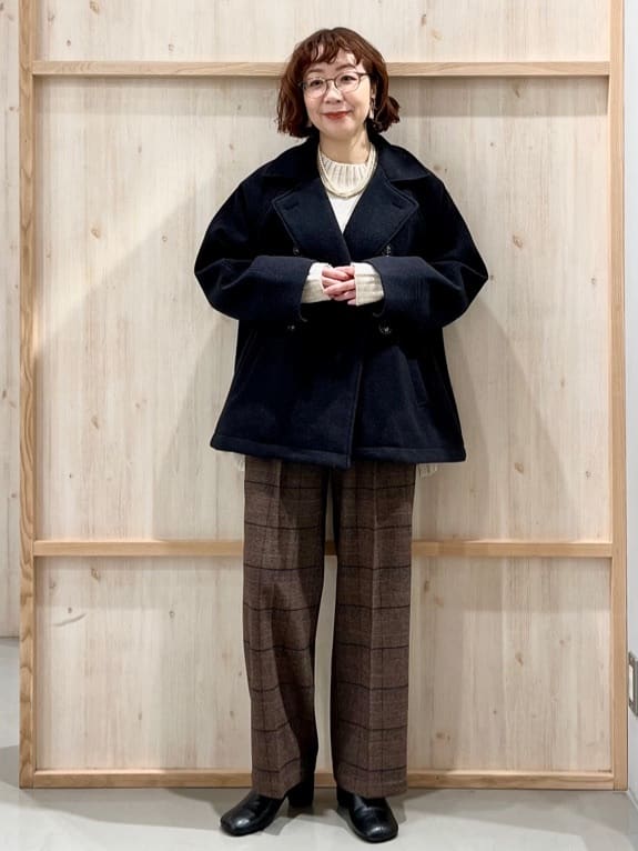 nakoさんの「THE SHOP TK｜ふんわり柔らかきれい色 ウール混ハイネックニット」を使ったコーディネート
