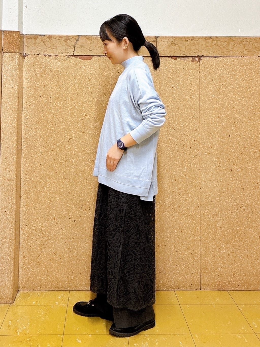 hattoriさんの「INDIVI｜【名品／撥水／抗菌防臭】ショート丈リサイクルダウンコート」を使ったコーディネート