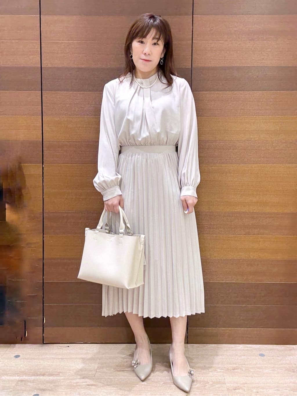 maichiさんの「OPAQUE.CLIP｜《通勤対応》ジョーゼットプリーツワンピース【洗濯機OK】」を使ったコーディネート