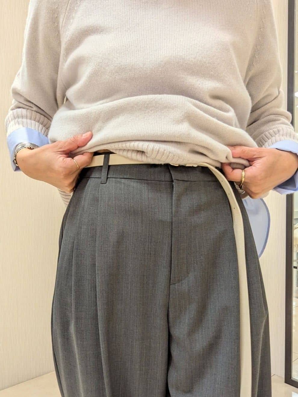 u-macoさんの「UNTITLED｜【重ね着もおすすめ/洗える】ウールカシミヤ クルーネックニット」を使ったコーディネート