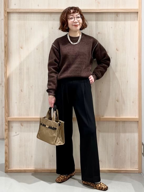 nakoさんの「THE SHOP TK｜【大人の上品カジュアルを叶える】ハグするニット 洗濯機OK／6色展開」を使ったコーディネート