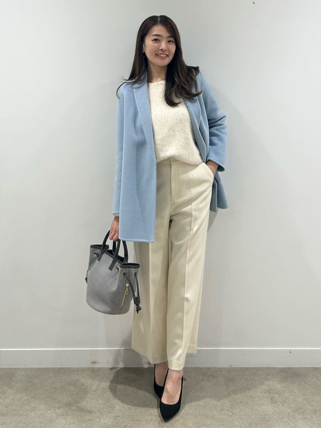 hayaseさんの「COUP DE CHANCE｜【リバー仕立て／裏地無し】軽く羽織れるウールリバーコート」を使ったコーディネート