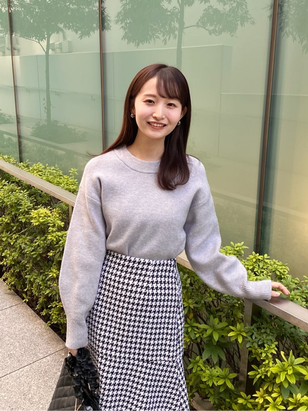 みさかさんの「index｜モックネックボクシーラメニット【洗濯機OK】《7col》」を使ったコーディネート