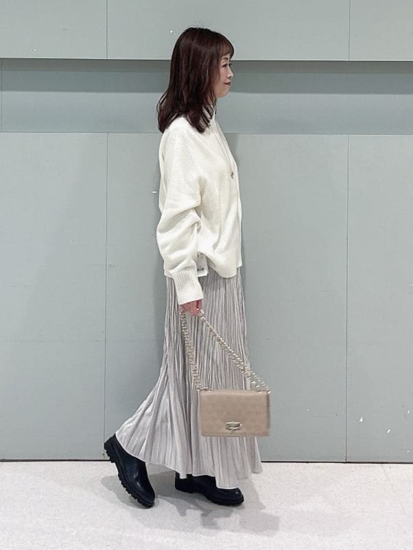 makiさんの「UNTITLED｜【8色展開/洗える】ウールカシミヤ ハイネックニット」を使ったコーディネート