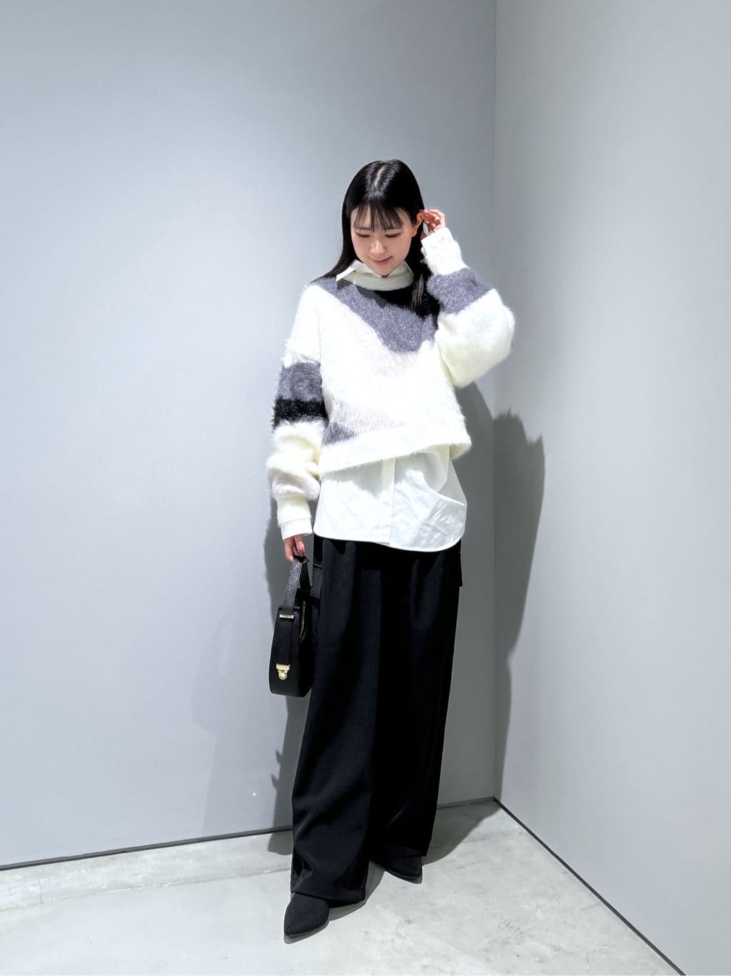 Renoさんの「INDIVI｜【MILLELA FIRENZE】ショルダームーンバッグ」を使ったコーディネート