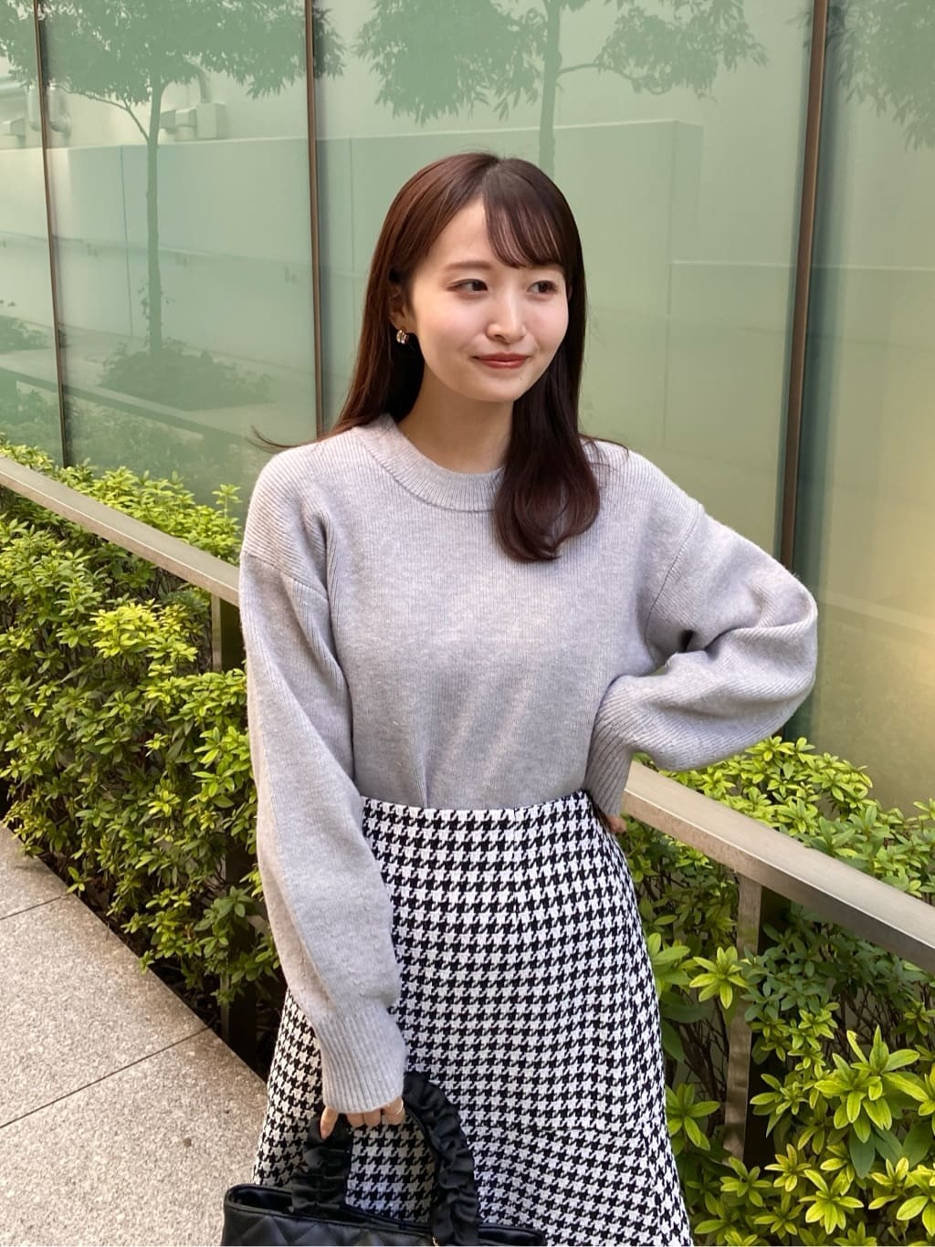 みさかさんの「index｜モックネックボクシーラメニット【洗濯機OK】《7col》」を使ったコーディネート