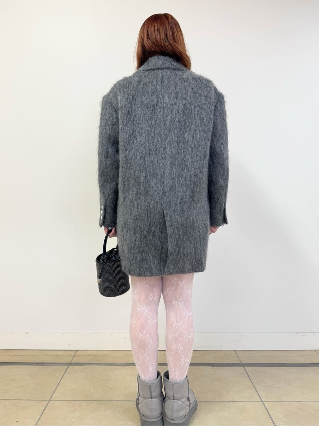 なかもとあきさんの「DRESSTERIOR｜シルクブレンドメリノウールリブプルオーバー」を使ったコーディネート