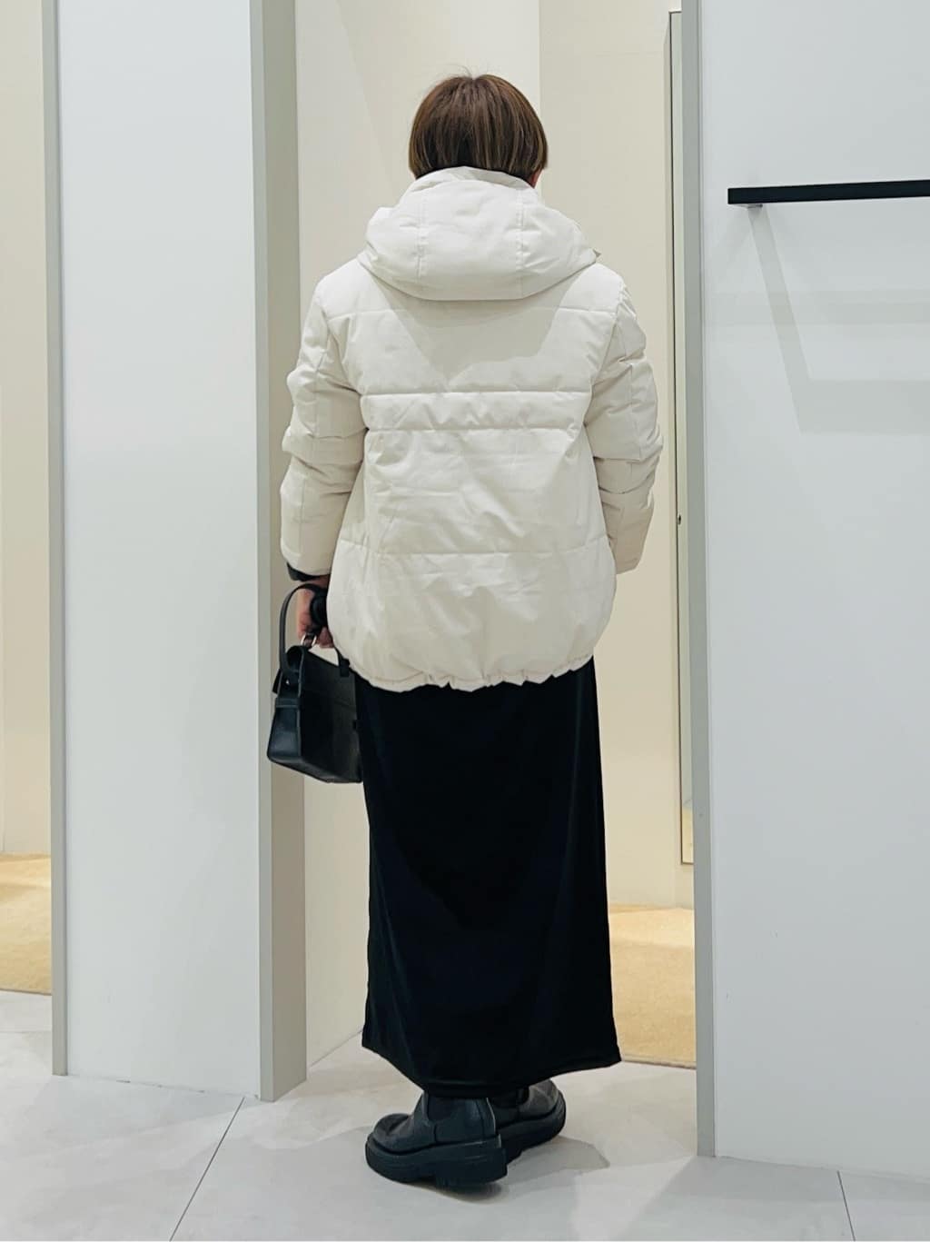 タナさんの「THE SHOP TK｜【ぎゅっとされているような暖かさ】撥水中綿ブルゾン」を使ったコーディネート
