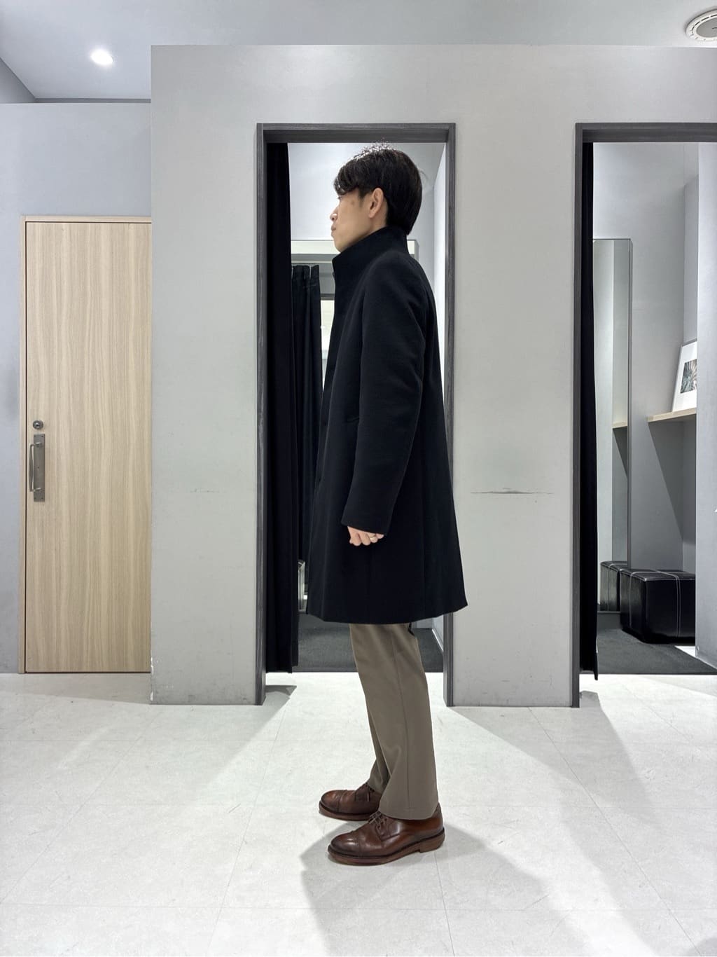 わいずみさんの「TAKEO KIKUCHI｜【ウールカシミヤブレンド】ビーバー調 スタンドカラー コート」を使ったコーディネート