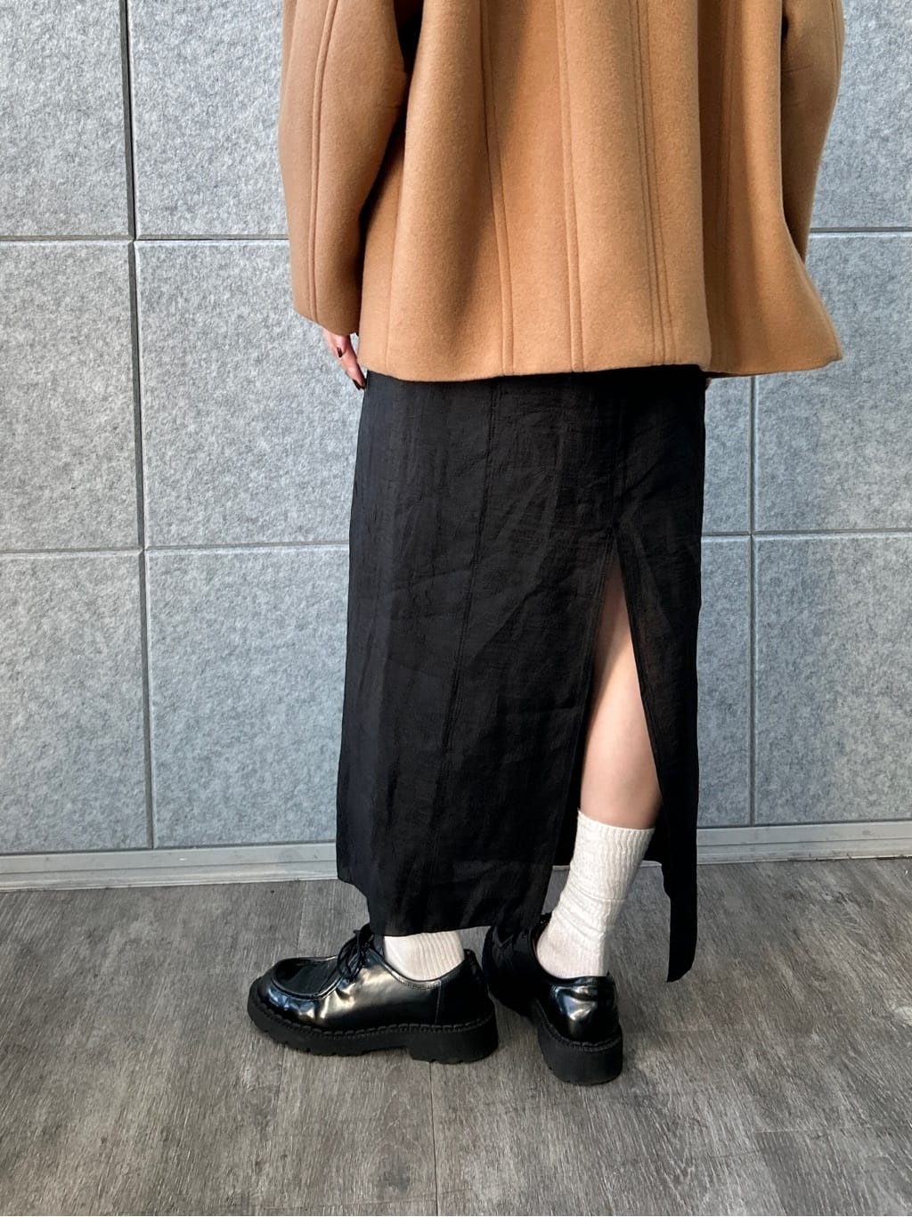 harunaさんの「CODE A｜pencil sheer skirt」を使ったコーディネート