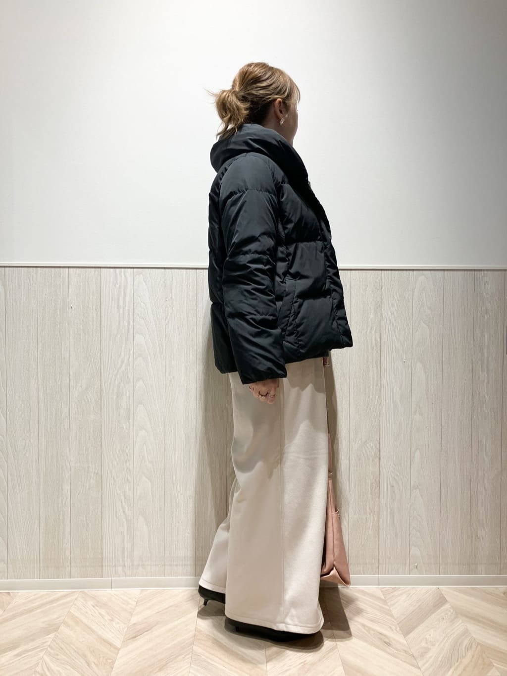 shokoさんの「SHOO･LA･RUE｜【撥水/洗える】ショートフーディーダウン」を使ったコーディネート