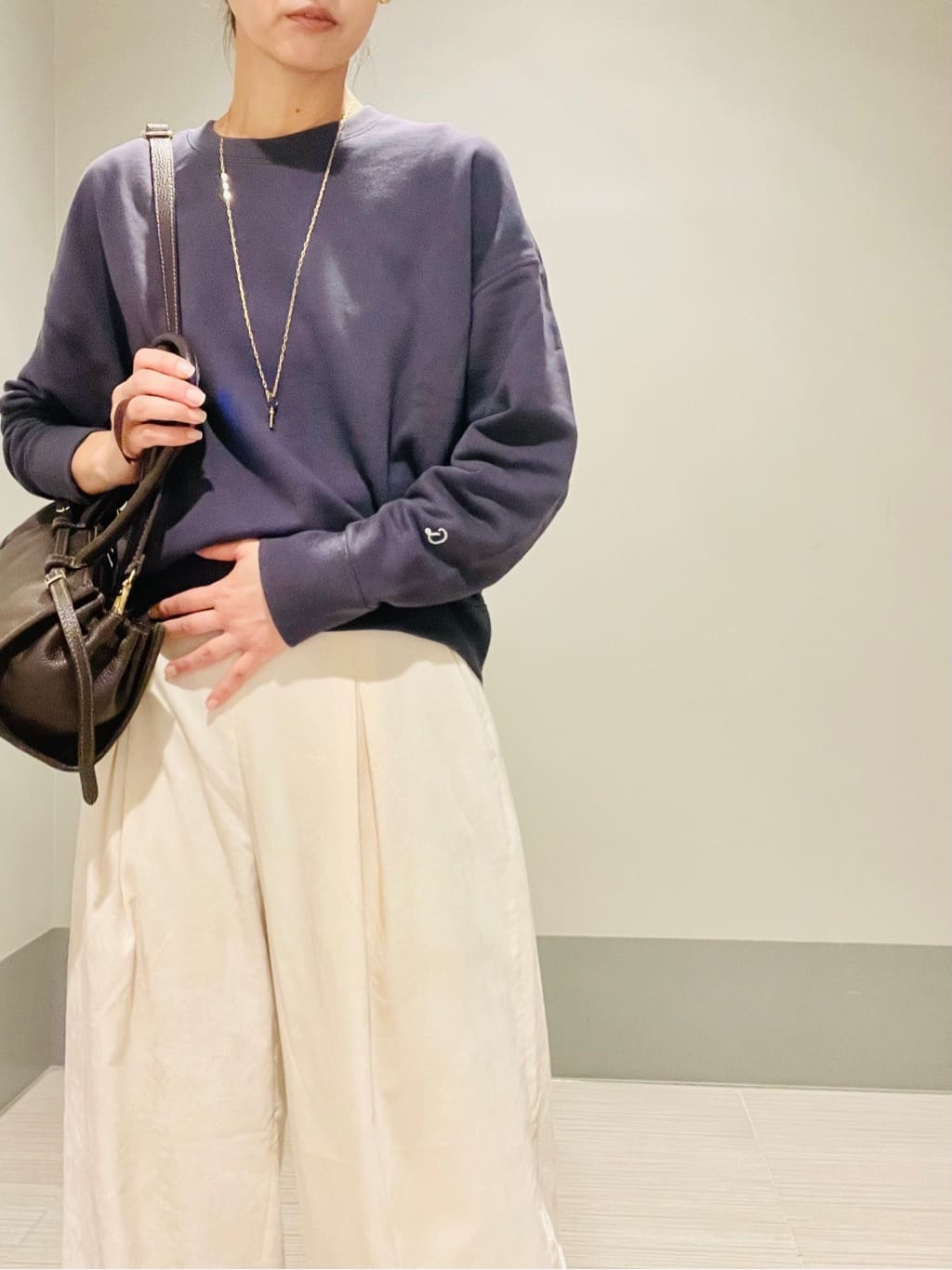 Annさんの「DRESSTERIOR｜コットン裏毛プルオーバー」を使ったコーディネート