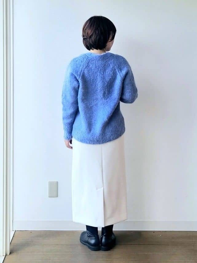 やじまさんの「UNTITLED｜【ゆったり】アルパカ混シャギー カーディガン」を使ったコーディネート