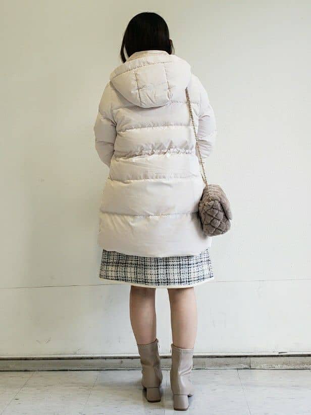 Riaさんの「index｜KAWADAダウンドロストミドルコート【撥水／洗濯機OK／2WAY／静電気防止裏地】《XS～3L》」を使ったコーディネート