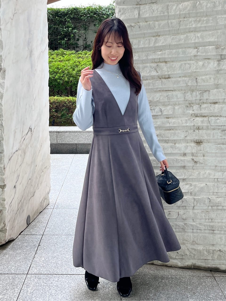 はばさんの「Couture brooch｜【多機能・フェミニン】パール調リブニット」を使ったコーディネート