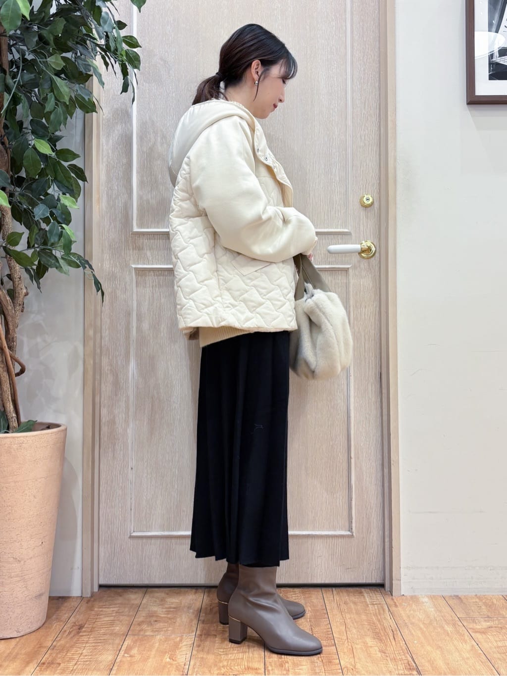 なみさんの「SHOO･LA･RUE｜【洗濯機可/S-LL】配色が大人かわいい　フェアアイル柄求心ニット」を使ったコーディネート