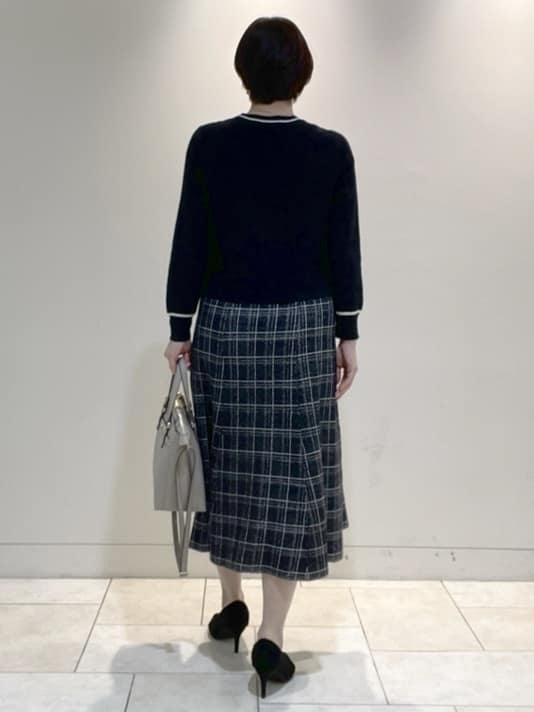 フミさんの「Reflect｜【SS-4Lサイズ／衿が顔に当たらない◎】スタンドネックミドルコート」を使ったコーディネート