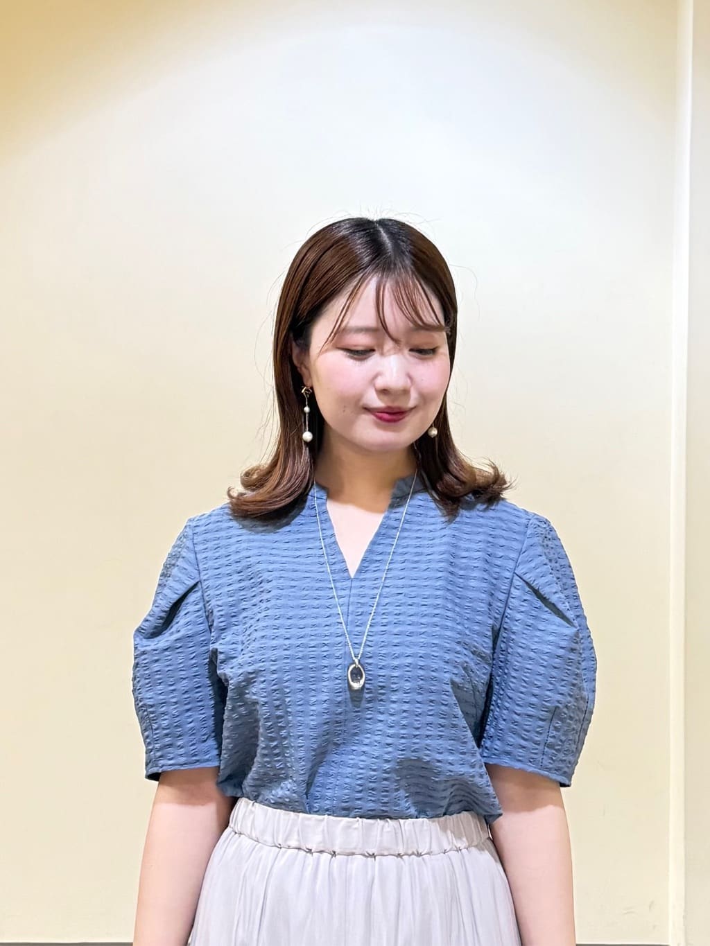 いくみさんの「UNTITLED｜【洗える/1枚で着映え】ソフト裾フレアスカート」を使ったコーディネート