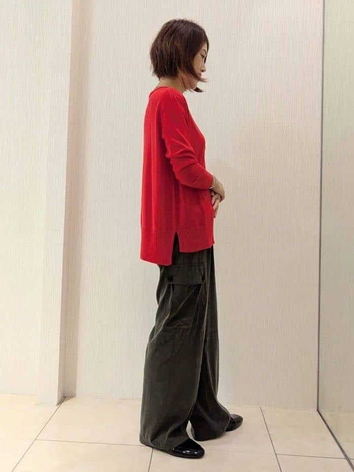 u-macoさんの「UNTITLED｜【8色展開/体型カバー】魅せるタイムレスニット」を使ったコーディネート