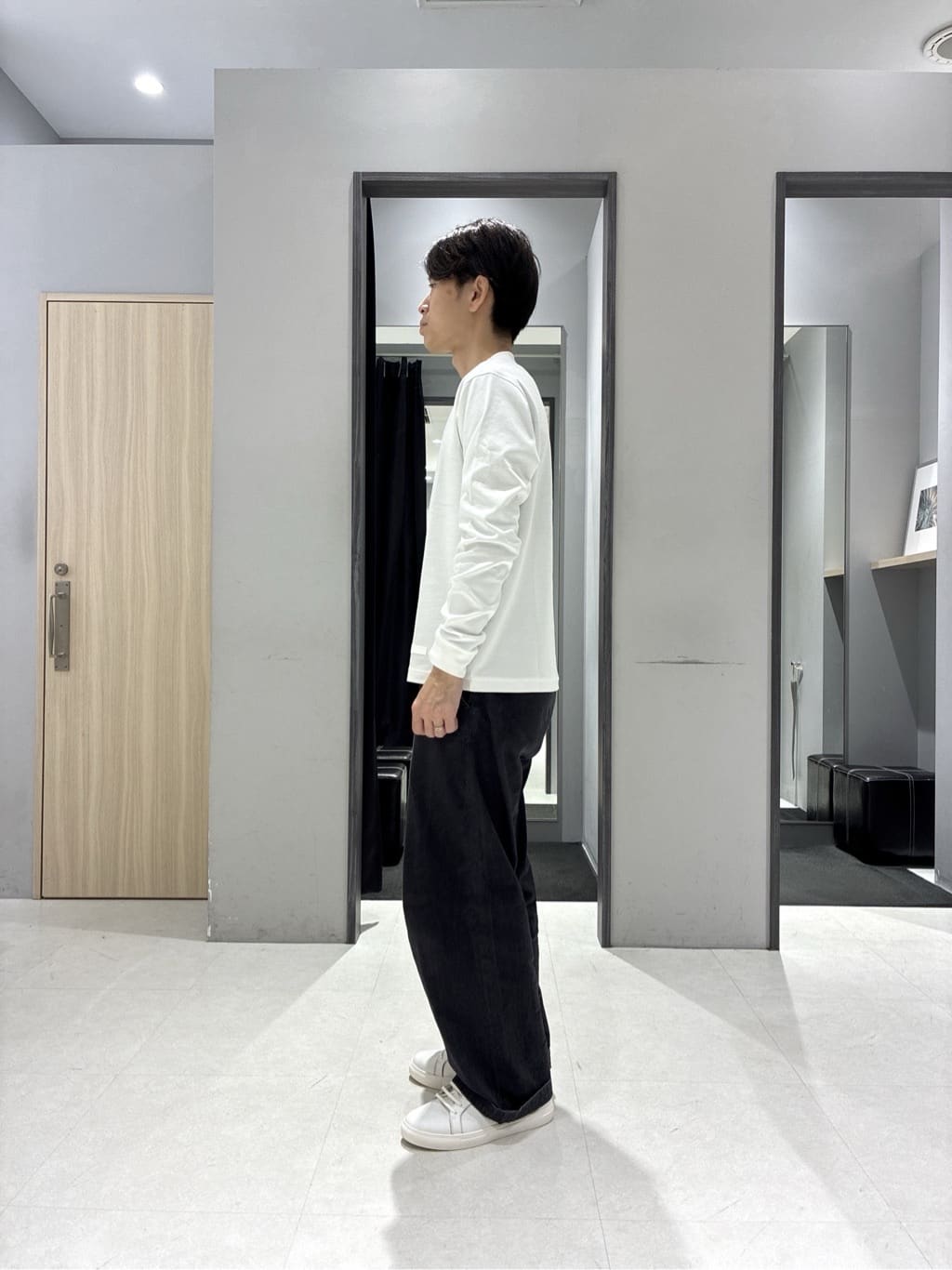 わいずみさんの「TAKEO KIKUCHI｜【None Of Stress】ストレッチ ダウンブルゾン」を使ったコーディネート