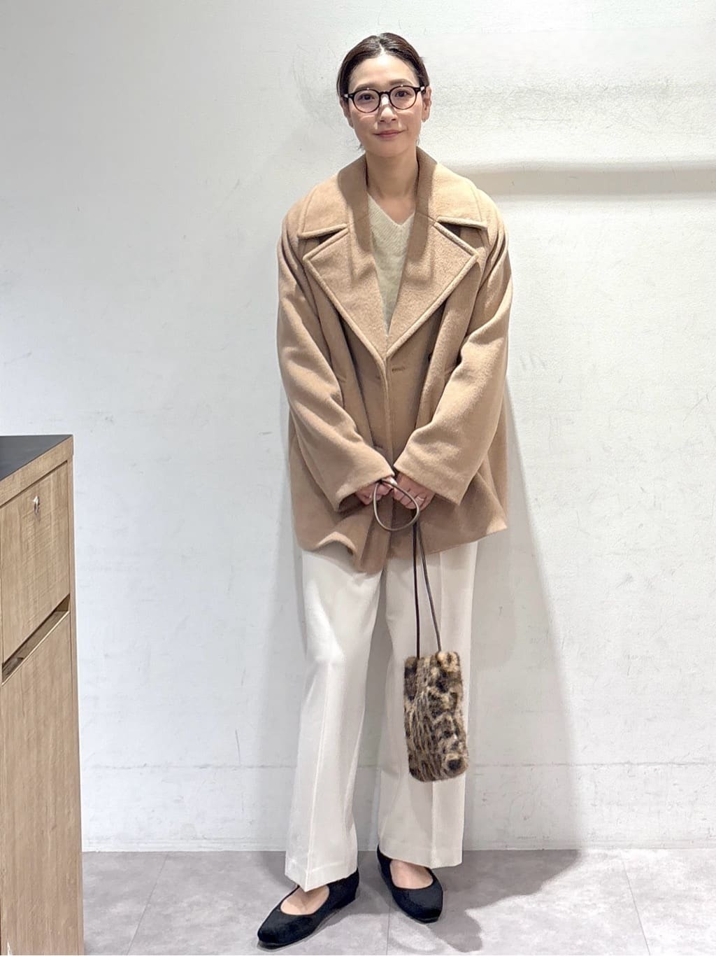 たけねぇさんの「OPAQUE.CLIP｜カシミヤブレンドウールミドルピーコート」を使ったコーディネート