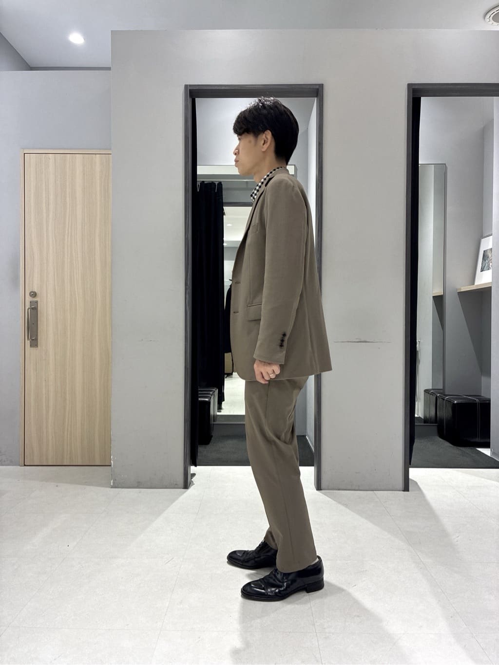 わいずみさんの「TAKEO KIKUCHI｜【360&deg;ストレッチ／セットアップ対応】None Of Stress ジャケット」を使ったコーディネート