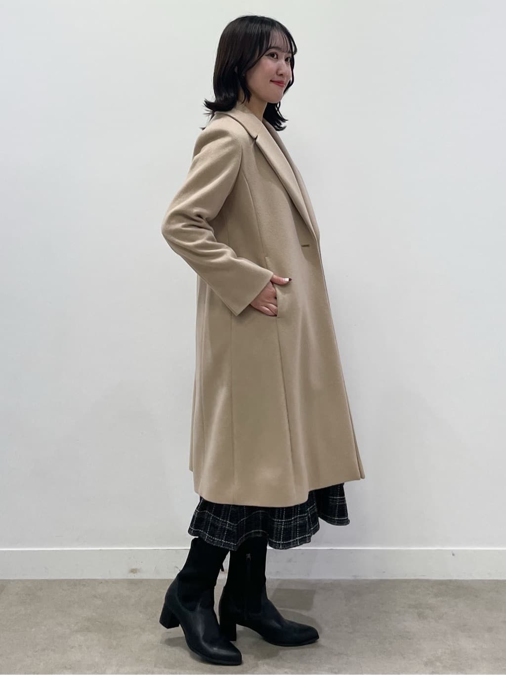 yukariさんの「Reflect｜【SS-4Lサイズ／選べる6色】テーラードカラーロングウール混コート」を使ったコーディネート