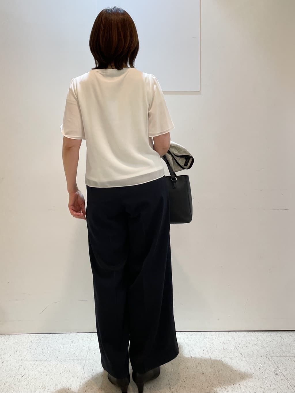 めいさんの「Reflect｜【一枚着で着映え◎／ジャケットのインナーにも】フロント開きブラウス」を使ったコーディネート
