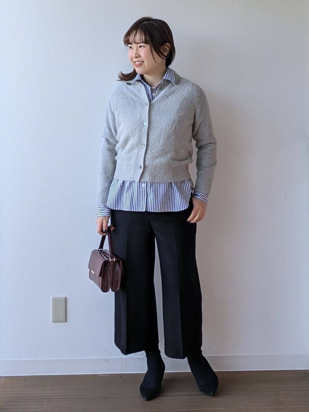 なみきさんの「UNTITLED｜【ふわふわニット/オンオフ使える】フォックスカシミヤ衿付きカーディガン」を使ったコーディネート
