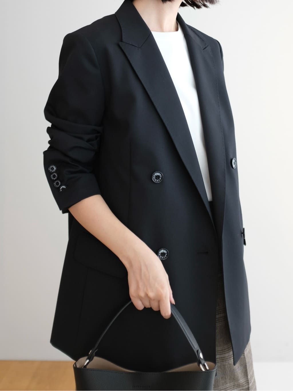 Kishimotoさんの「DRESSTERIOR｜◆【接触冷感/抗菌防臭/消臭】アイスクリアコットンドルマンT」を使ったコーディネート